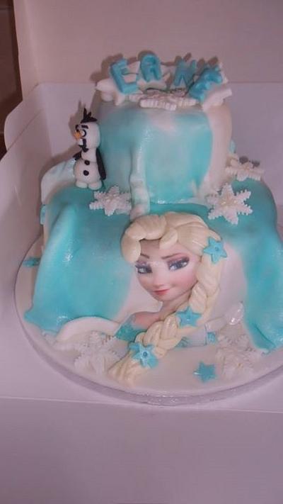 frozen - Cake by xxscarletxx