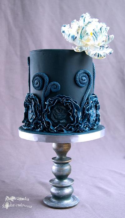 Navy blue - Cake by Katarzynka