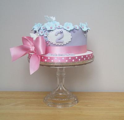 Dainty Butterflies - Cake by The Buttercream Pantry