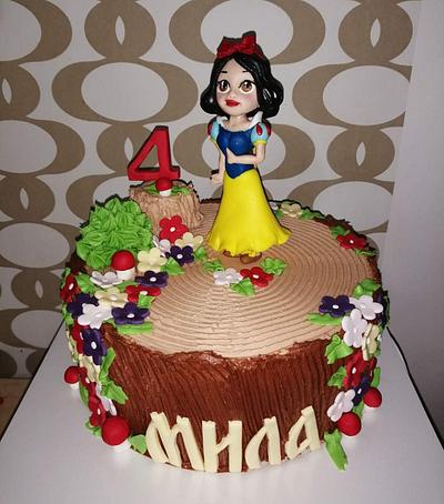 Snow White  - Cake by Laverna 