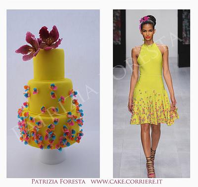 Fashion cake yellow and flower - Cake by Patrizia Foresta