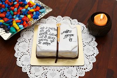 Open book cake - Cake by kreamykreations