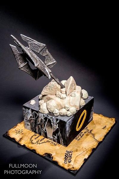 Lord of the Rings trilogy - Cake by Kim Donker