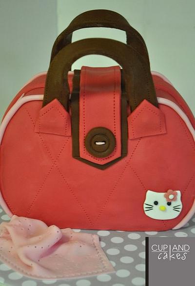 Hello Kitty Handbag - Cake by Cup & Cakes