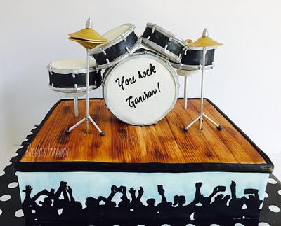 Drum set cake - Cake by SheelaK