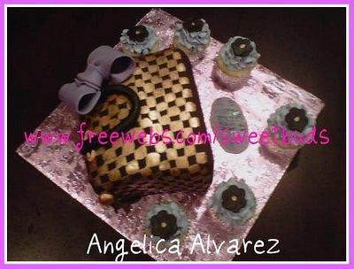 LV purse - Cake by Angelica