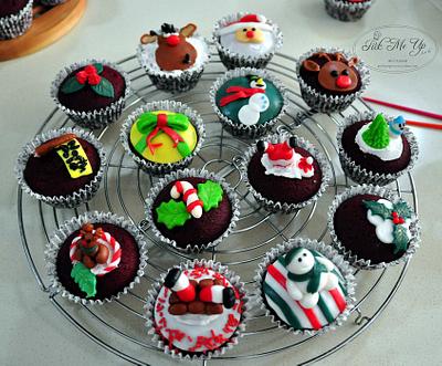 christmas cupcakes - Cake by PickMeUpSweets