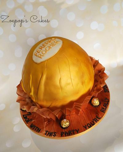 Fererro Rocher - Cake by Zoepop