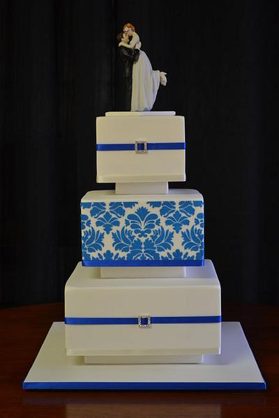 Blue damask - Cake by Rosa Albanese