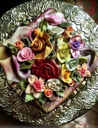 Victorian Ribbon Roses - Cake by Joanne Wieneke