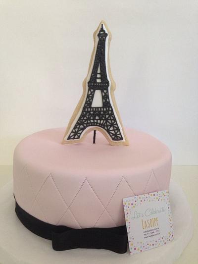 Paris - Cake by Lasdipe