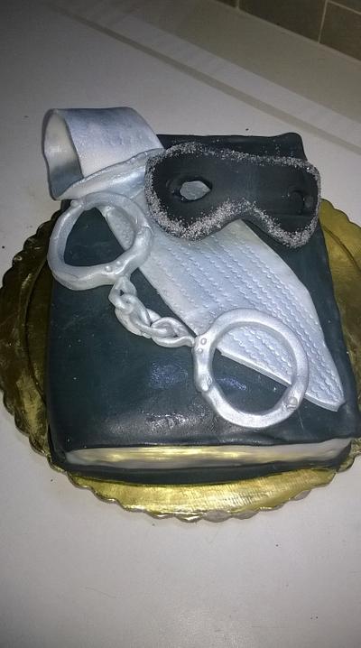50 shades of Grey - Cake by evisdreamcakes