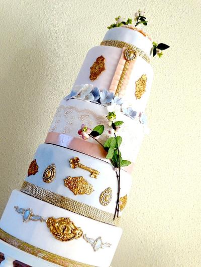 Keylock weddingcake - Cake by Zoet&Zoet