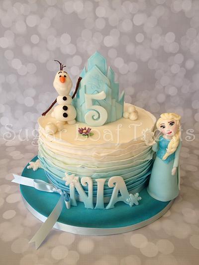 Elsa & Olaf - Cake by SugarLoafTreats