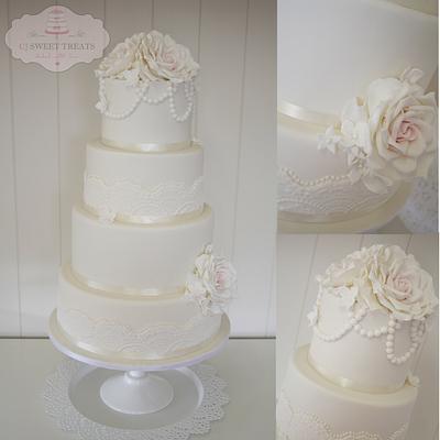 Vintage Roses, Pearls and Lace - Cake by cjsweettreats