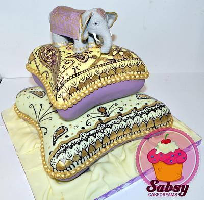 Bollywood babyshower cake - Cake by Sabsy Cake Dreams 