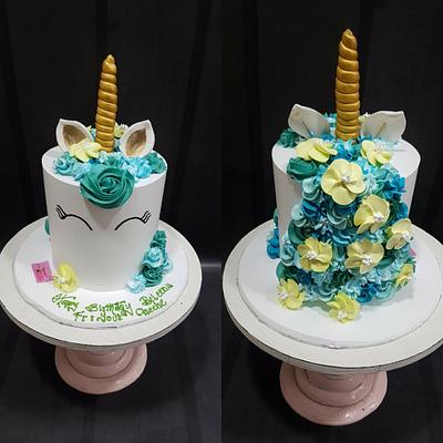 Unicorns - Cake by Michelle's Sweet Temptation