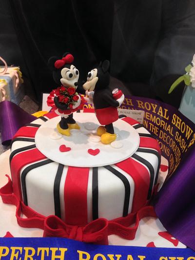 Mickey and Minnie Mouse cake - Cake by Mia