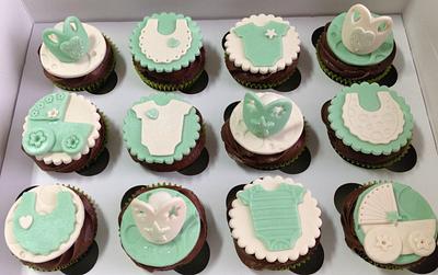 Baby Shower Cupcakes - Cake by MariaStubbs