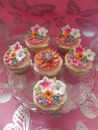 3rd Birthday cupcakes for a little princess - Cake by Cupcakes la louche wedding & novelty cakes