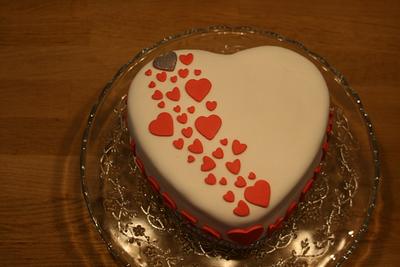 love cake - Cake by Karlijn