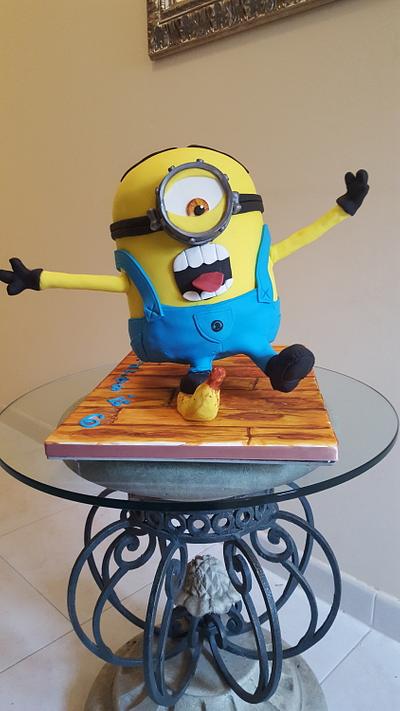 Oops minion slipping in banana  - Cake by Cake Towers