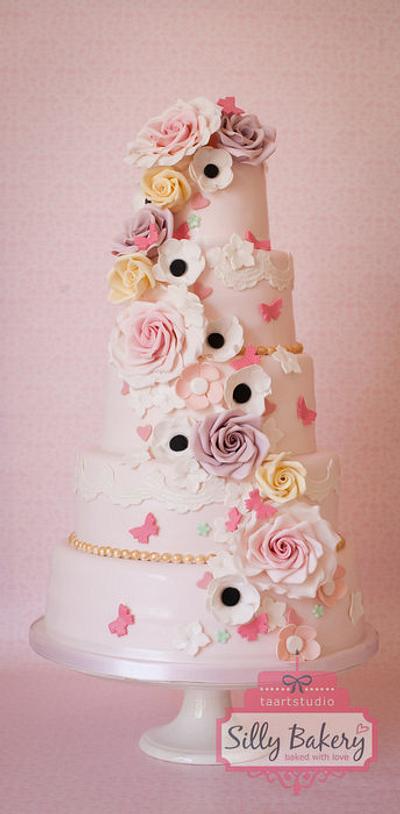 Wedding cake Odilia - Cake by Silly Bakery
