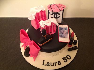 Cake for a Shopaholic  - Cake by Suzanne