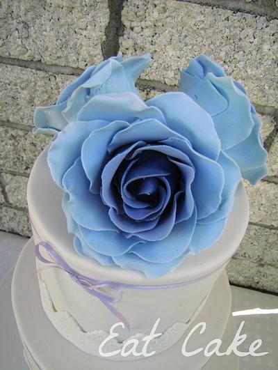 Vintage Lavendar Rose  - Cake by Eat Cake
