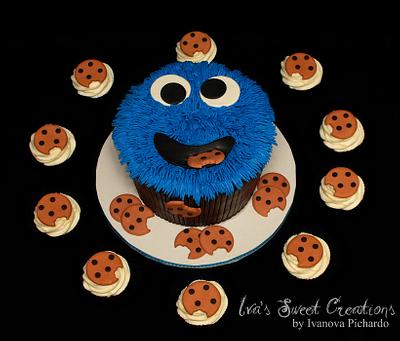 Cookie Monster - Cake by Ivanova Pichardo