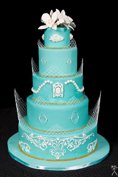 Victorian Royalty - Cake by Caking Around Bake Shop