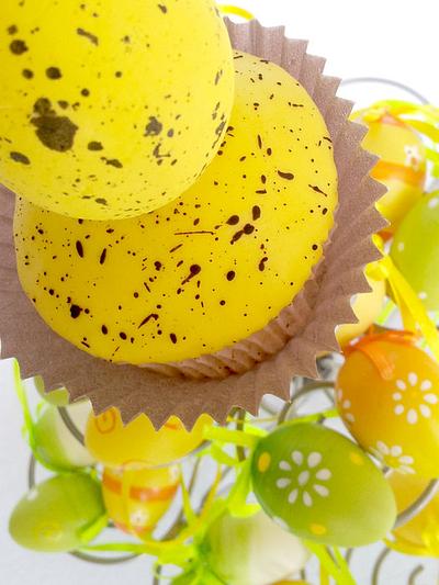 Speckled Easter Cupcake - Cake by miettes