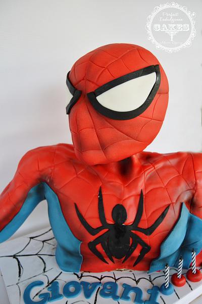 Spiderman bust - Cake by Maria Cazarez Cakes and Sugar Art