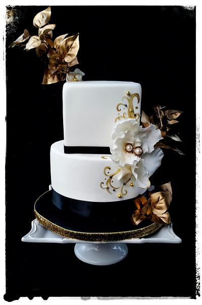 White, Black & Gold - Cake by Sweet Samantha
