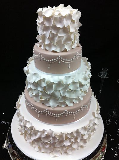 Rose petal wedding cake  - Cake by CakesAnnietime