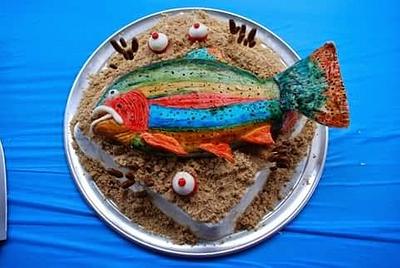 Fish Cake - Cake by lylascakes