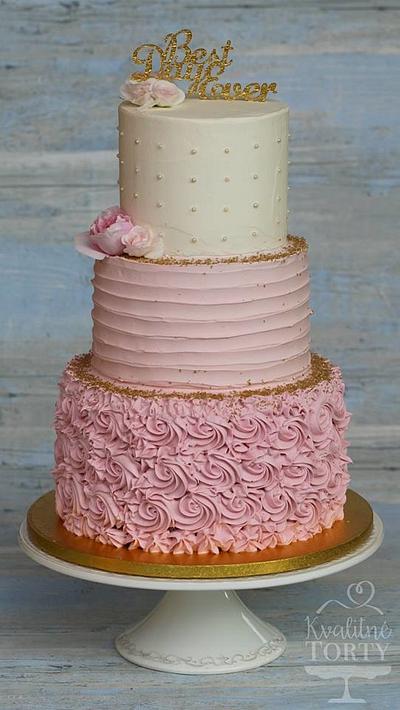 romantic wedding cake :  - Cake by Lucya 