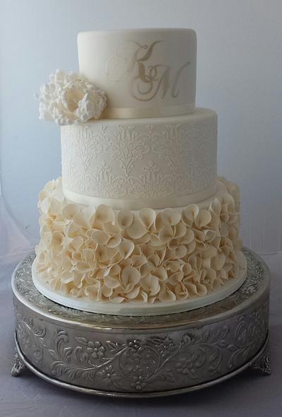 Ivory wedding cake - Cake by Paul Delaney of Delaneys cakes
