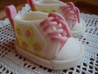 baby shoes - Cake by Stániny dorty