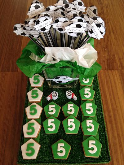 Football theme party - Cake by Barbara Herrera Garcia