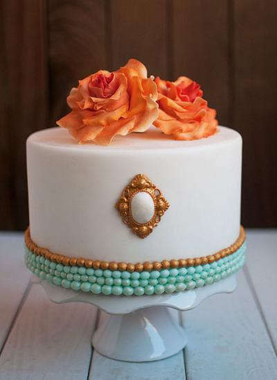 Vintage roses cake - Cake by Carmen