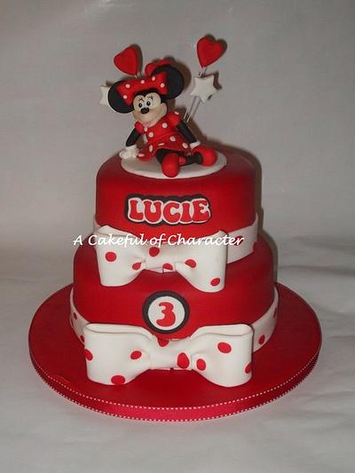 Minnie Mouse - Cake by acakefulofcharacter