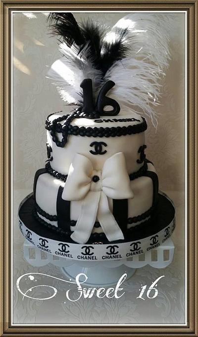 Sweet 16 cake for Chanel - Cake by Birgit