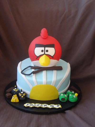 Angry Bird Topsy Turvy - Cake by nerts