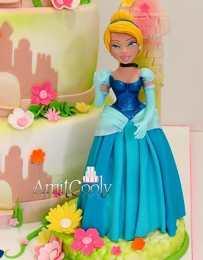 Princess Cinderella - Cake by Nili Limor 