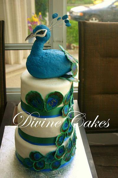 Peacock and feathers.. - Cake by Divine Cakes
