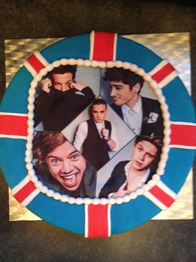 One direction  - Cake by priscilla-patisserie