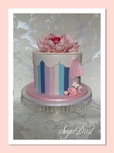 Vintage Gift Box with Pretty Pink Peonies - Cake by Mary @ SugaDust