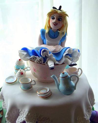 Alice in a Wonderland Cake - Cake by Rhu Strand