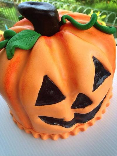 Halloween cake - Cake by The Whisk by Karla 